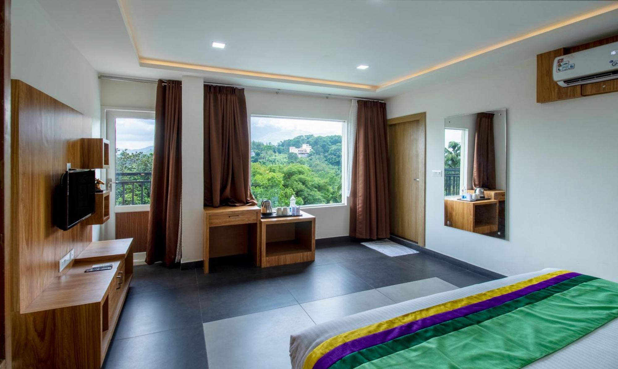 Treebo Trend Chembra Residency Hotel Kalpetta Exterior photo